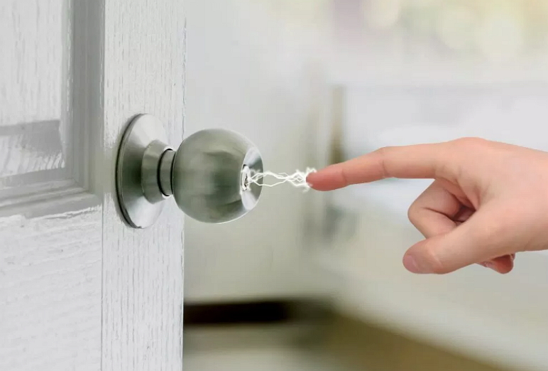 panneau électrique, prix pour changer un panneau électrique, panneau électrique, changement panneau, combien coût changer un panneau, disjoncteurs, changement de disjoncteurs