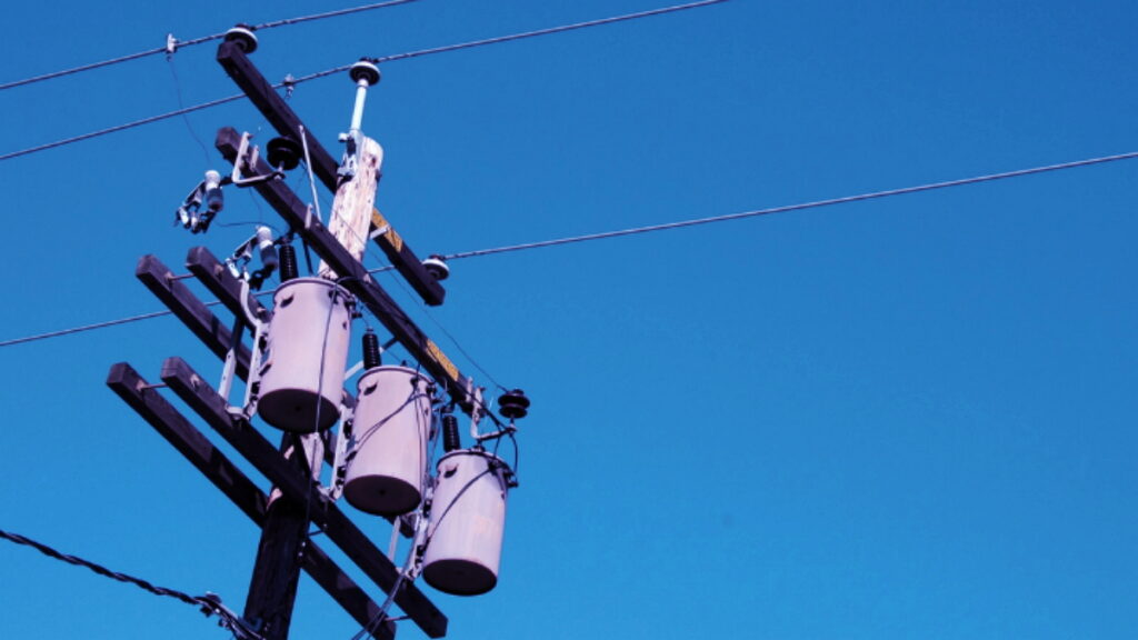 Chauffez vert, maître électricien à Montréal, services électriques, électricité, maître électricien, électricien à Montréal, Montreal, électricien à Mascouche, électricien Rive Nord, électricien Québec, Services électriques montreal, Interoi inc., plancher chauffant, RénoVert, RénoClimat,, plinthes électriques