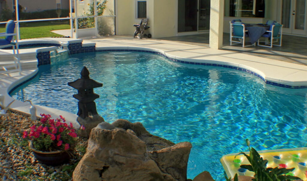 électricien à Mascouche, électricité Montréal, électricien à Terrebonne, électricité Laval, service électriques, Interoi électrique, panneau électrique, changement panneau électrique, luminaires, changement prise