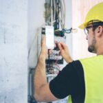 L&rsquo;Importance de Faire Affaire avec un Électricien Qualifié au Québec